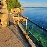 Royal * Rijeka
