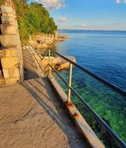 Royal * Rijeka